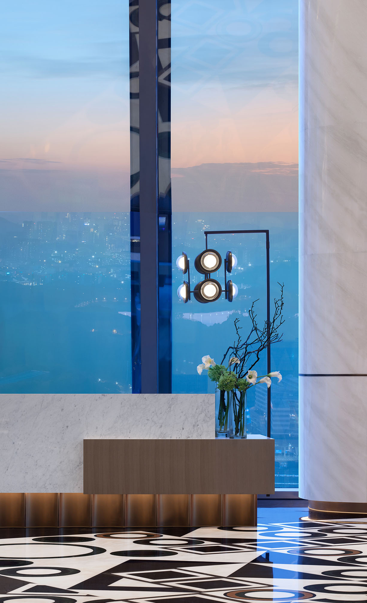 上海国际酒店工程设计与用品博览会- YANG X 深铁铂尔曼酒店，搭乘城市“宫殿列车”，纵享云端之悦- 上海国际酒店工程设计与用品博览会